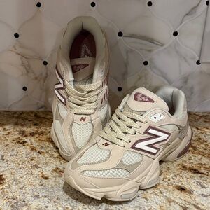 New Balance Women's Cream and Pink Sneakers